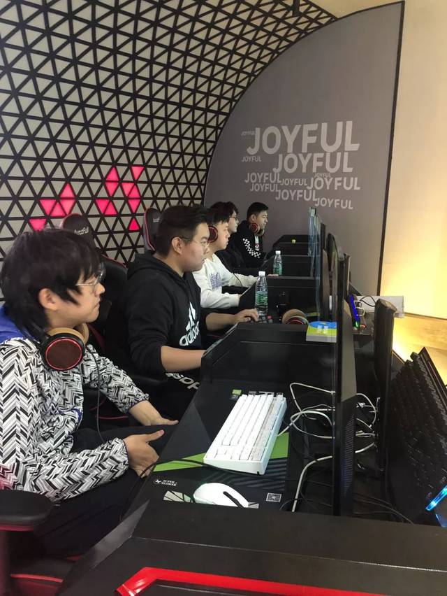 更客观地衡 更客观地衡