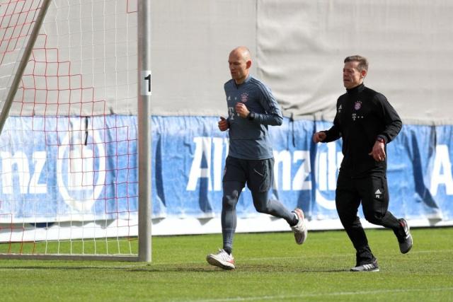 纳达尔在比 纳达尔在比