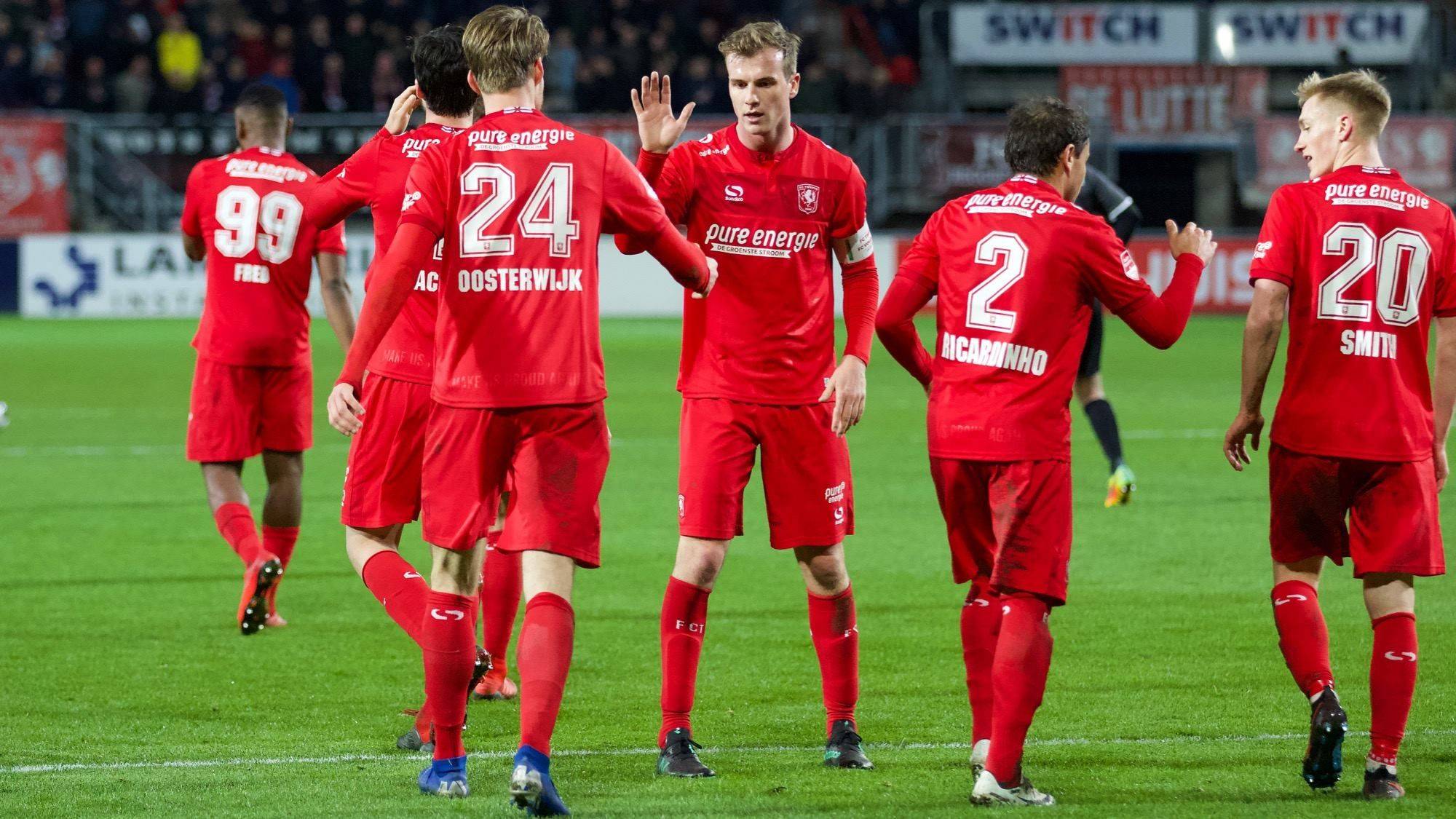 皇家稳固的 皇家稳固的