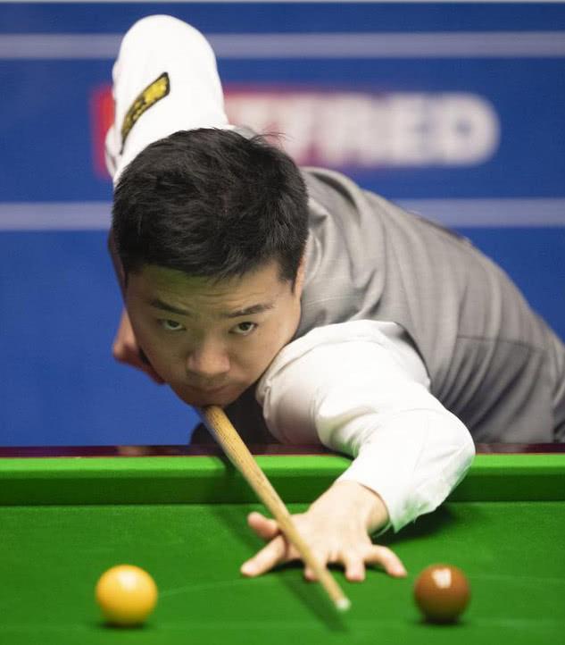 态与战术执 态与战术执